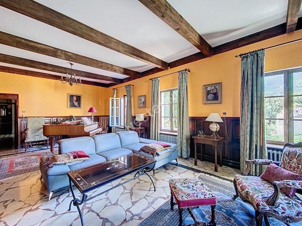 Élégante Maison de Maître à Noyers sur Jabron