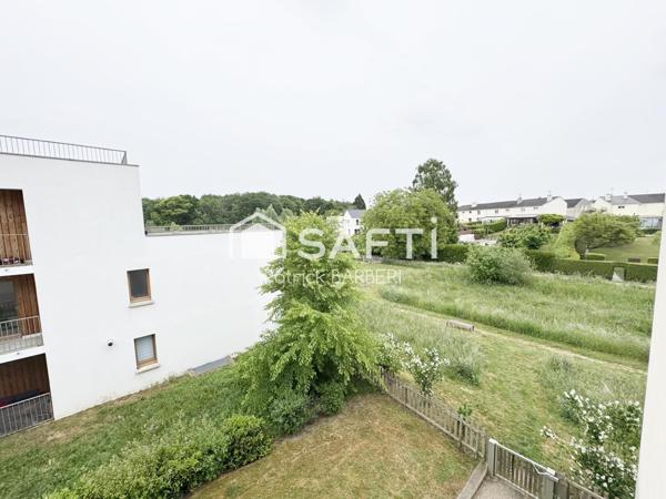 Résidence récente et dernier étage!