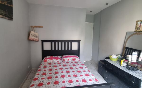 Appartement à vendre    4 pièces • 98 m2 Noisy-le-Grand