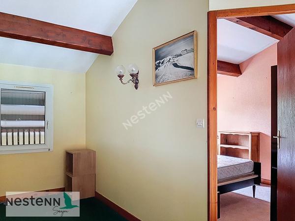 A vendre maison à deux pas du centre de Saujon,110 m², 3 chambres,2 garages, terrain de 815m²