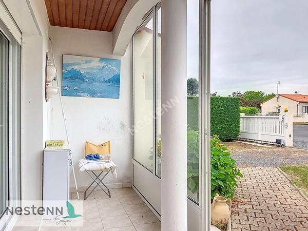 A vendre maison à deux pas du centre de Saujon,110 m², 3 chambres,2 garages, terrain de 815m²