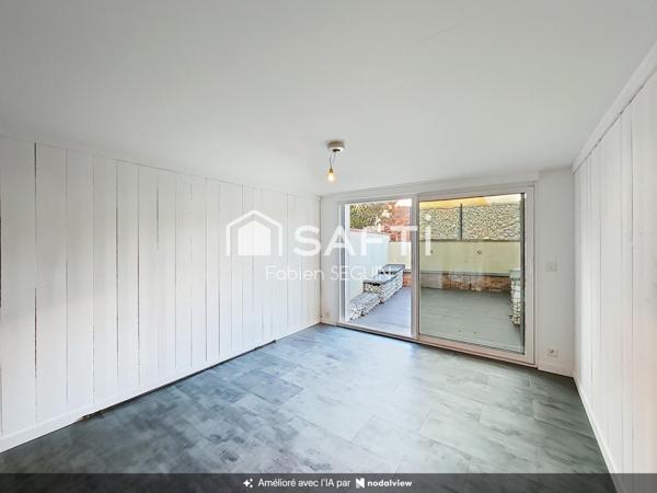 Pavillon familial 4 chambres, bien entretenu, grand garage, sur un beau terrain clos