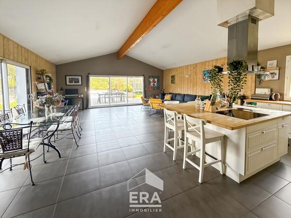 Maison 6 pièces 152 m²      PESSAC MAGONTY