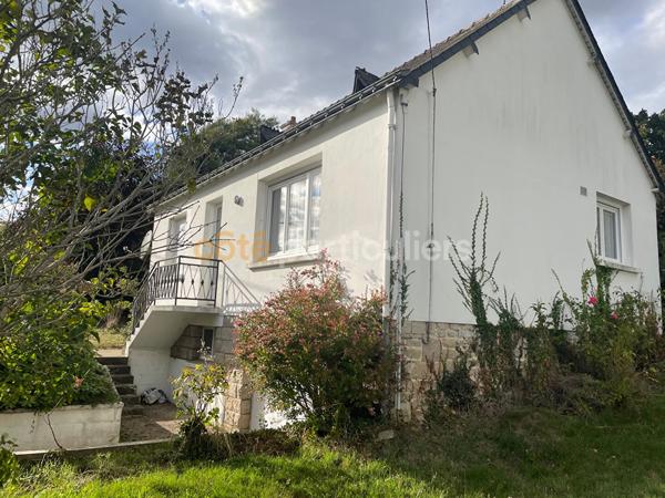 Vente
                Maison70 m² - 3 Pièces -
                    PONTIVY (56300)