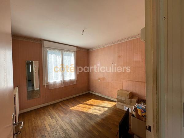 Vente
                Maison70 m² - 3 Pièces -
                    PONTIVY (56300)