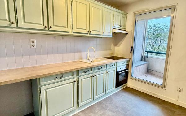 Appartement à vendre    3 pièces • 64,71 m2 Noisy-le-Grand