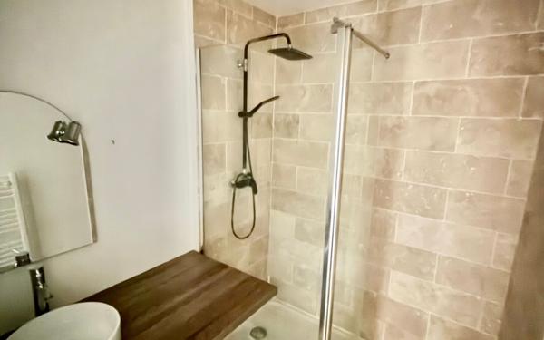 Appartement à vendre    3 pièces • 64,71 m2 Noisy-le-Grand