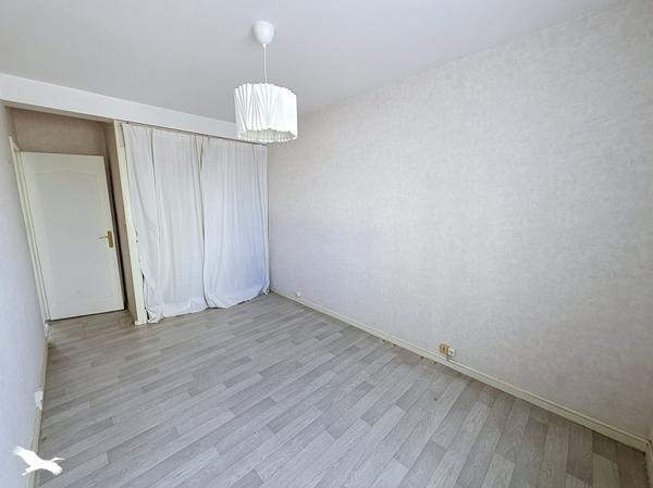 Appartement 116 202 € Joué-lès-Tours 3 p 57 m² DPE E