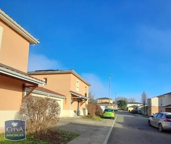 Maison à louer 4 pièces 82.67m² Cahors (46000)