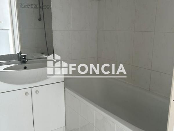 À vendre Appartement 2 pièces 36.41 m² - Mirambeau 17150