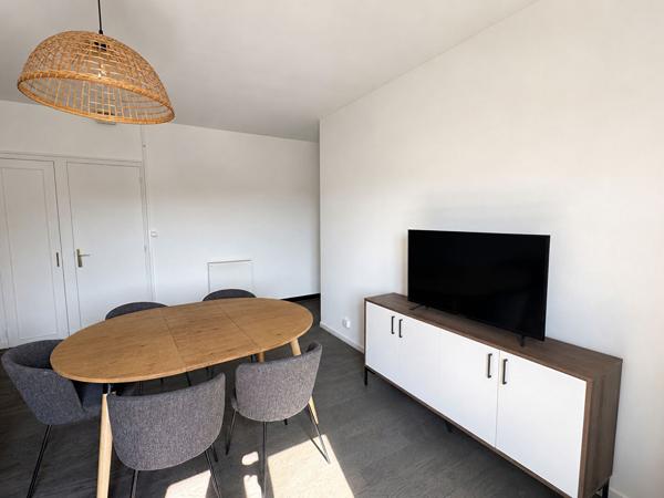 Appartement T4 meublé - 82 m² - Centre-ville / Ruban Bleu