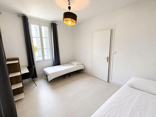 Appartement T4 meublé - 82 m² - Centre-ville / Ruban Bleu