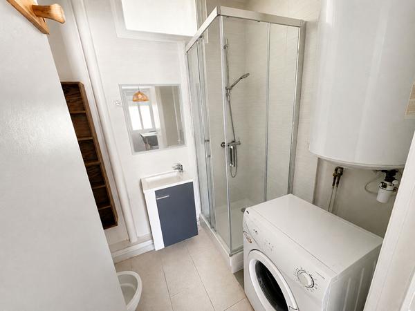 Appartement T4 meublé - 82 m² - Centre-ville / Ruban Bleu