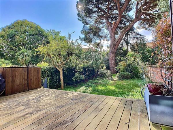 Vente Maison 208m2 BORDEAUX (33800)