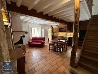 Maison à louer 2 pièces 77.6m²