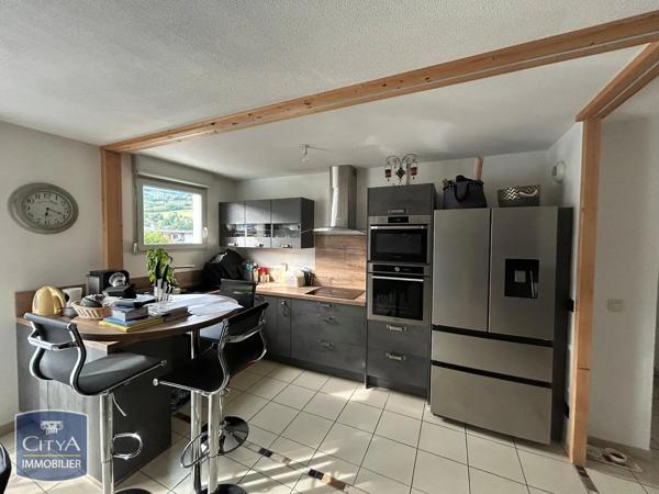 Appartement à louer 4 pièces 73.98m² Albertville (73200)