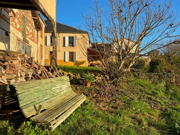 Dpt Gers (32) à vendre à LUPIAC - maison P6 de 150 m2 - terrain de 1868 m2