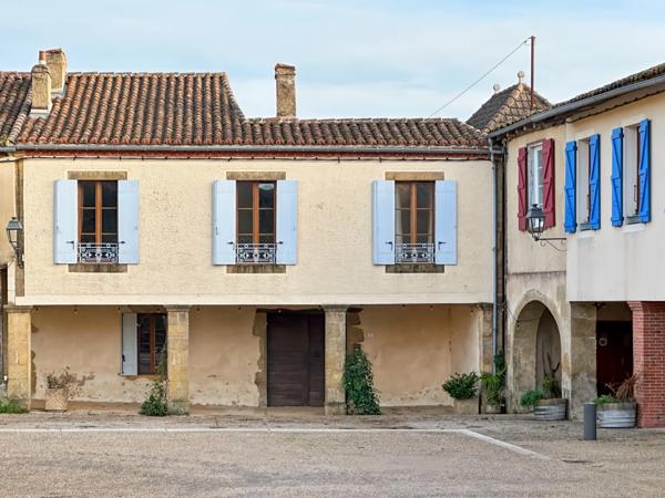 Dpt Gers (32) à vendre à LUPIAC - maison P6 de 150 m2 - terrain de 1868 m2