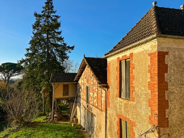 Dpt Gers (32) à vendre à LUPIAC - maison P6 de 150 m2 - terrain de 1868 m2