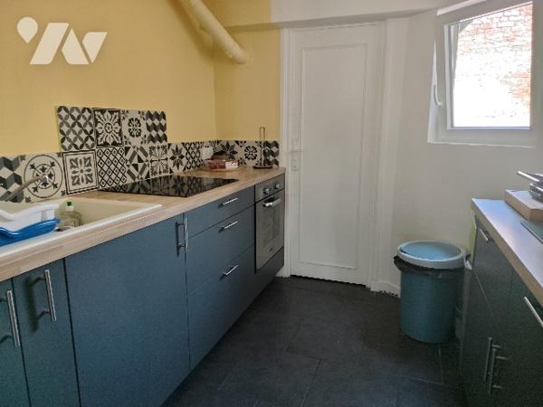 Maison de ville de 4 pièces-80 m2 + extérieur