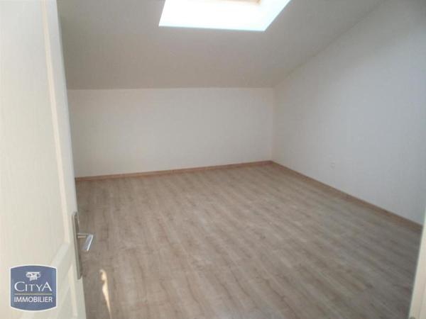 Appartement à louer 4 pièces 89.85m²