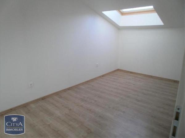 Appartement à louer 4 pièces 89.85m²