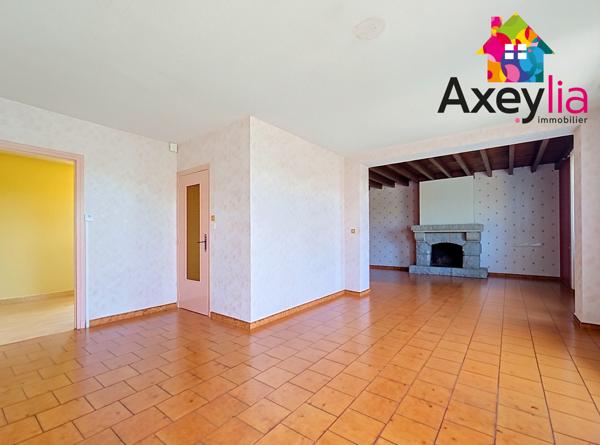 A VENDRE - ROANNE - MAISON SUR SOUS SOL AVEC GRAND GARAGE INDEPENDANT