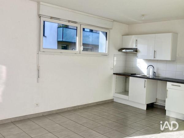 Location appartement 3 pièces 64 m² Lesquin