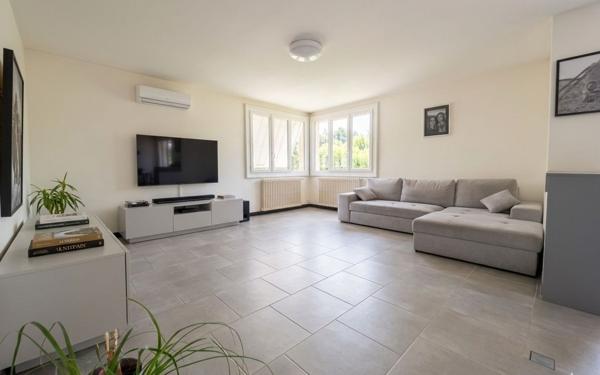 Maison à vendre    5 pièces • 136 m2 Anneyron