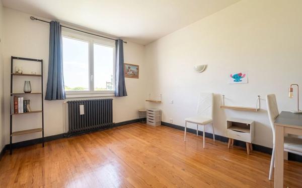 Maison à vendre    5 pièces • 136 m2 Anneyron