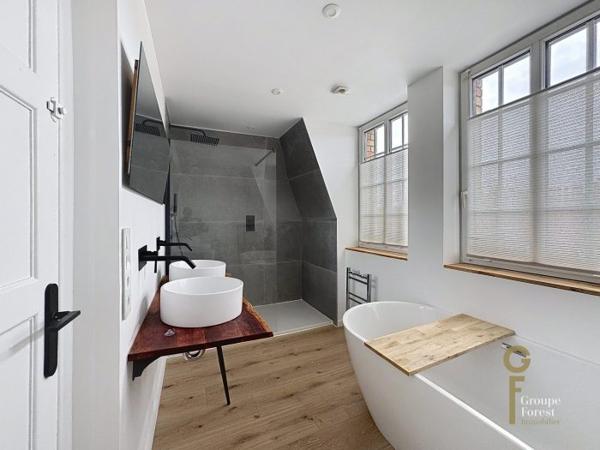 Maison mitoyenne 2 côtés Croix Secteur Croix-Hem-Roubaix 180 m²