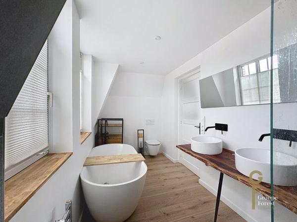 Maison mitoyenne 2 côtés Croix Secteur Croix-Hem-Roubaix 180 m²