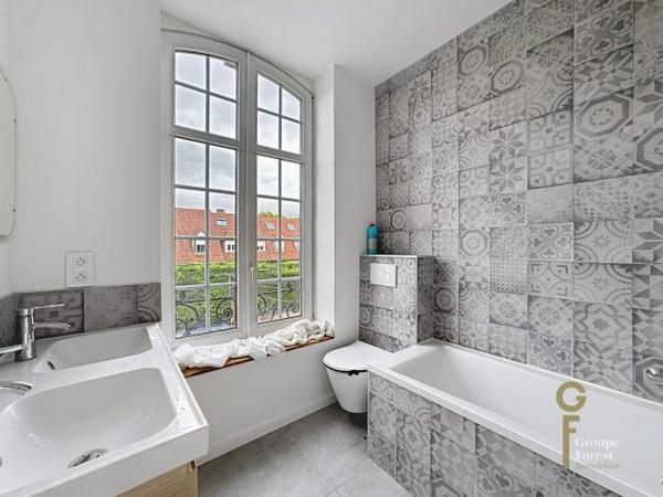 Maison mitoyenne 2 côtés Croix Secteur Croix-Hem-Roubaix 180 m²