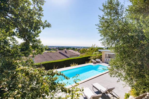 Maison familiale avec vue panoramique proche de Toulouse