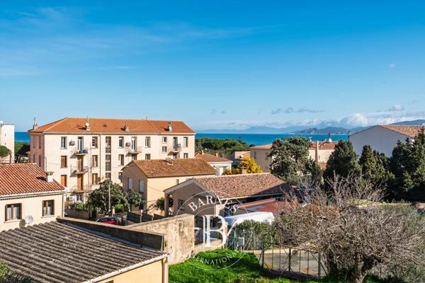L'Île-Rousse, Villa 10 Chambres -  410 m² à vendre