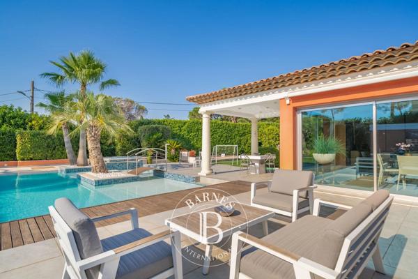 Mougins, Villa 4 Chambres -  211 m² à vendre
