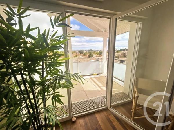 Appartement T2 à vendre  2 pièces - 62,50 m 2   PORNIC  - 44