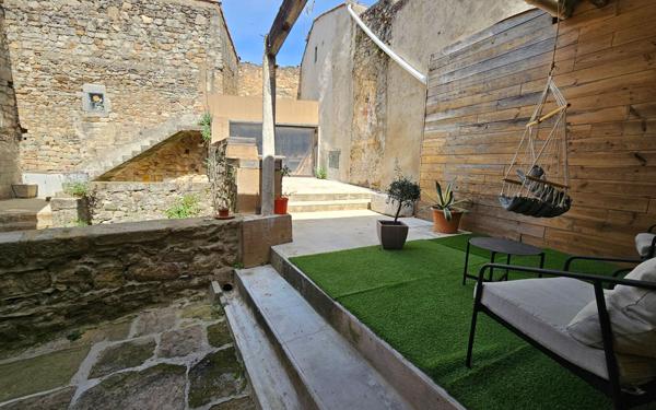 Maison à vendre    5 pièces •  Saint-Paul-le-Jeune