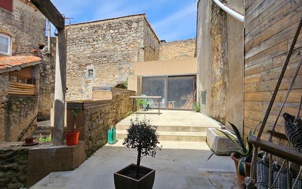 Maison à vendre    5 pièces •  Saint-Paul-le-Jeune