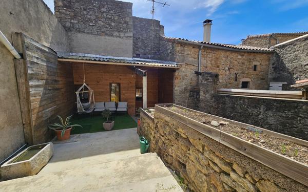 Maison à vendre    5 pièces •  Saint-Paul-le-Jeune