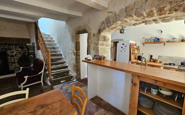 Maison à vendre    5 pièces •  Saint-Paul-le-Jeune