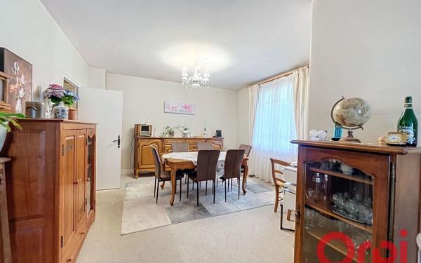 Maison à vendre    4 pièces •  Saint-Amand-Montrond