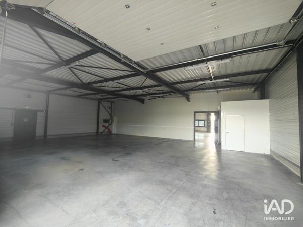Location local d’activité 358 m² Saône