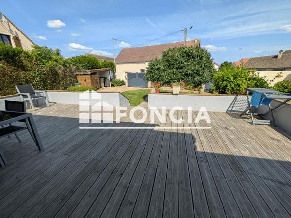 À vendre Maison 5 pièces 124 m² - Bû 28410