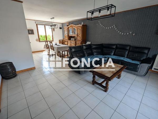 À vendre Maison 5 pièces 124 m² - Bû 28410