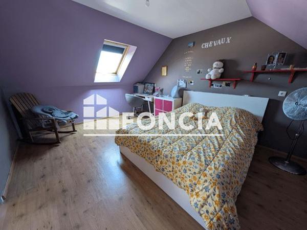 À vendre Maison 5 pièces 124 m² - Bû 28410