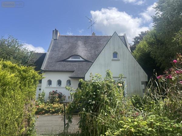 Maison à vendre à Guingamp dans les Côtes-d'Armor (22200), ref : 22064-1249
