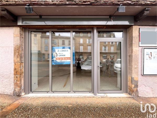Location boutique/local commercial 52 m² Saint-Céré