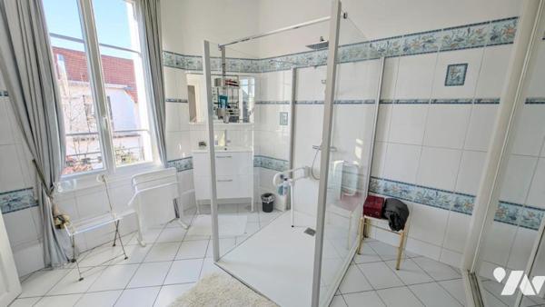 Quartier résidentiel Maison de Ville 112m² avec Jardin, Garage 
