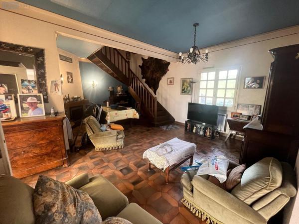 Maison à vendre à Saint-Denis-lès-Bourg dans l'Ain (01000), ref :